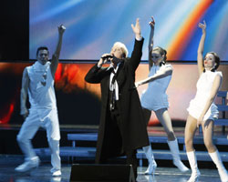 Борис Моисеев отметил «YOUбилей» в Кремле. Король эпатажа вернулся на сцену с феерическим концертом